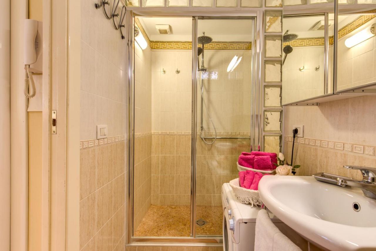 Monti Romantic Sunshine Maisonette ภายนอก รูปภาพ